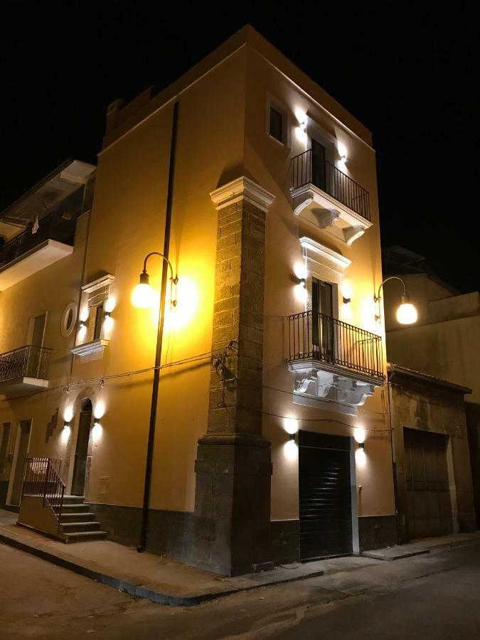 Casa Vacanze A Due Passi Grammichele Exterior photo